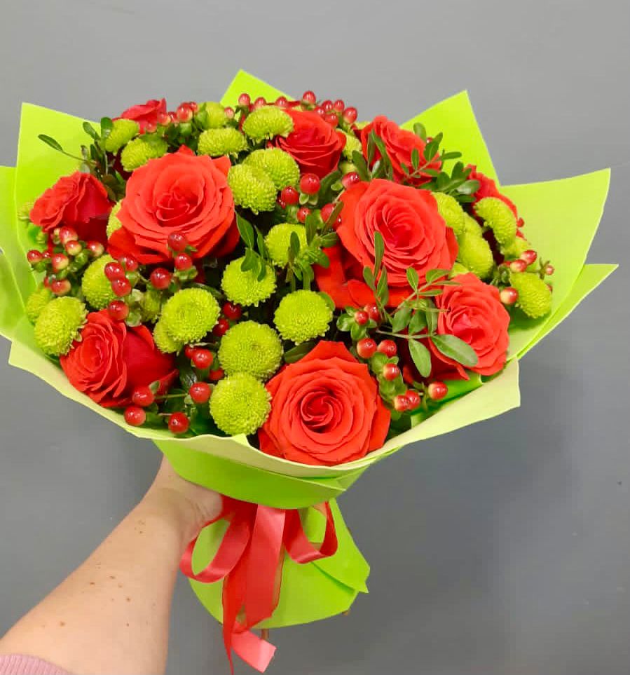 Букет цветов из: Хризантемы и Розы в Бабаюрте