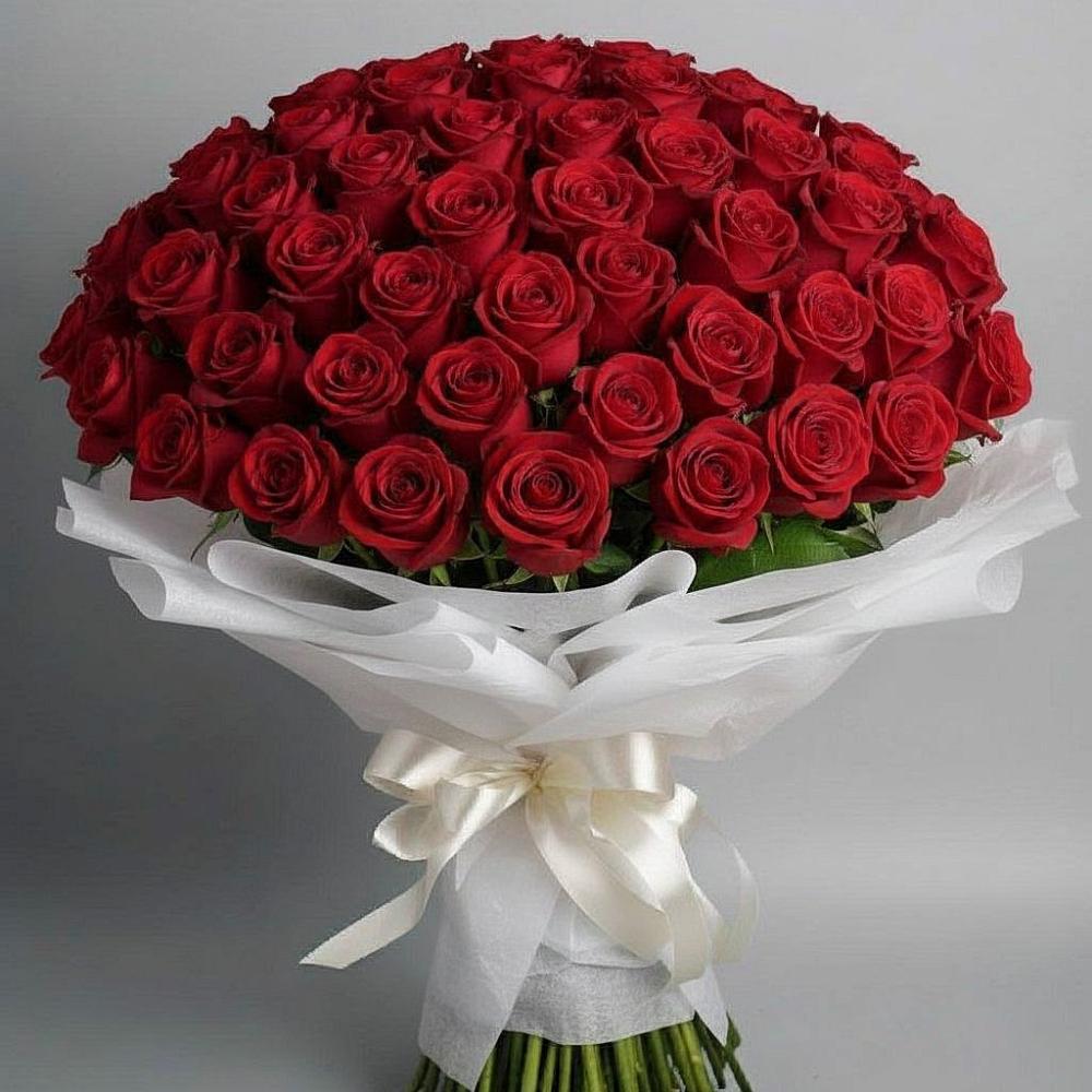 Букет 101 Красная роза Блэк Мэджик в Бабаюрте