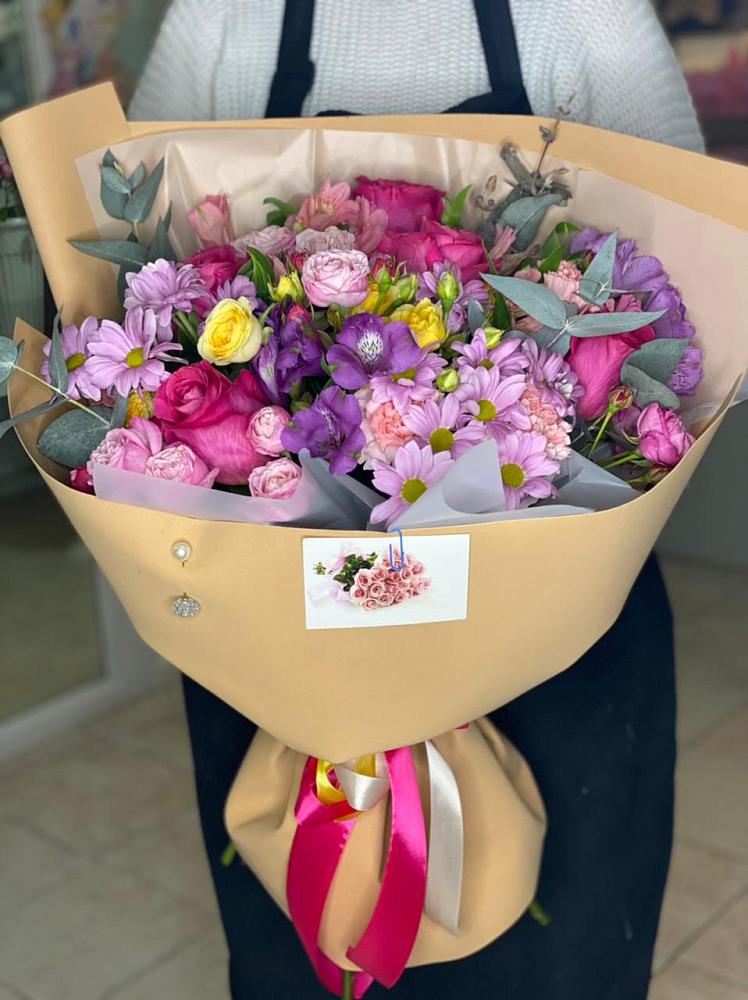 Букет цветов из: Хризантемы, Гвоздики и Альстромерии в Бабаюрте