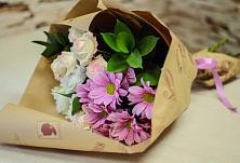 Букет цветов из:  Розы и Хризантемы #REPLACE_PRED# Бабаюрте