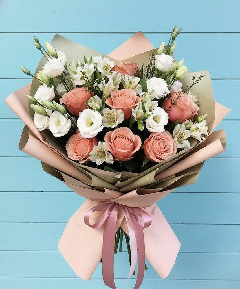 Букет цветов из: Розы, Альстромерии и Лизиантусы в Бабаюрте