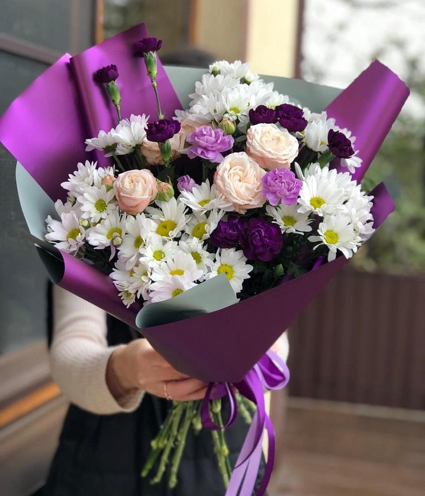 Букет цветов из: Хризантемы, Гвоздики и Розы в Бабаюрте