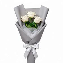 Букет 3 белые розы в Бабаюрте