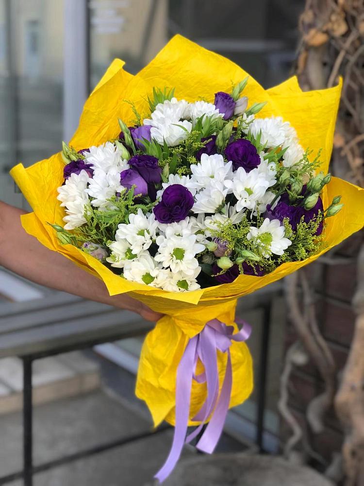 Букет цветов из: Ирисы, Хризантемы и Ромашки в Бабаюрте