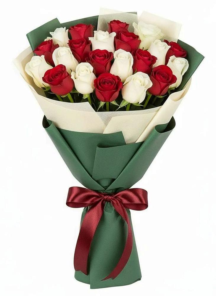 Букет Микс из красных и белых роз в Бабаюрте