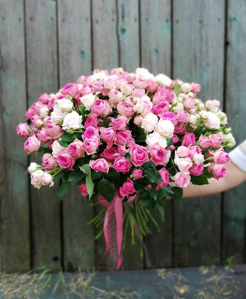 Букет Розовые кустовые розы Натали и Лав Лидия в Бабаюрте