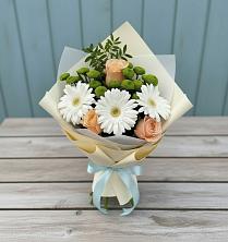 Букет цветов из:  Герберы, Розы и Хризантемы в Бабаюрте