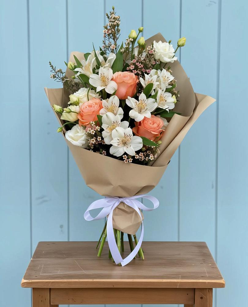 Букет цветов из: Альстромерии, Лизиантусы, Розы и Хризантемы в Бабаюрте